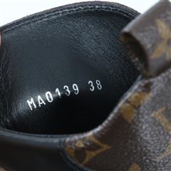 LOUIS VUITTON 1A4XYG Laureate Desert Monogram Boot Women Boots Sz 38